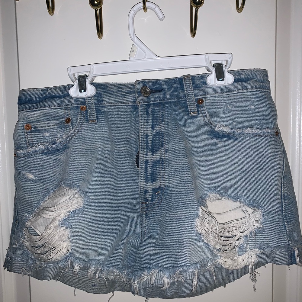 Abercombie High Waisted Denim Shorts - Size M